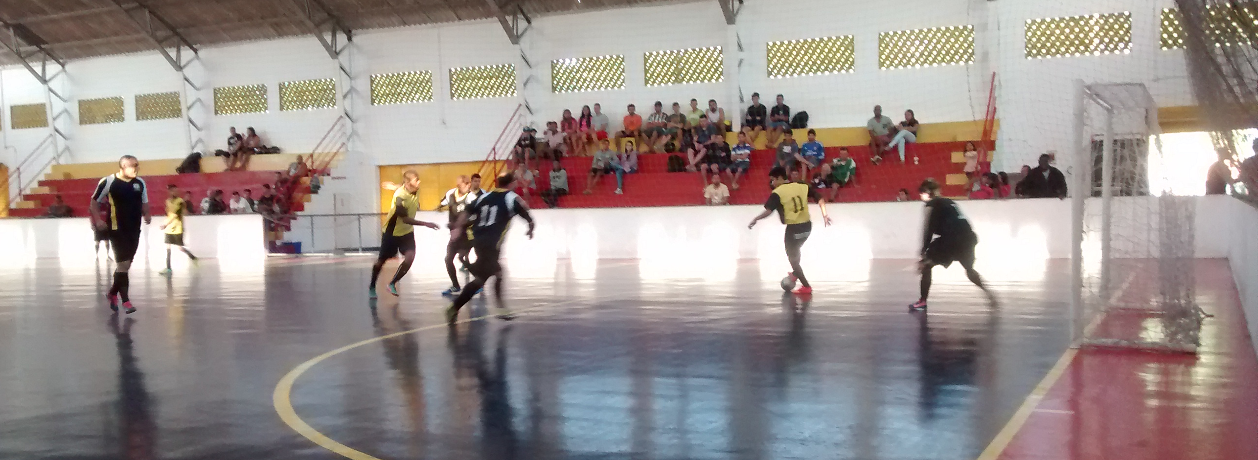 Início do 4º Torneio Regional de Futsal Seaac de Santos